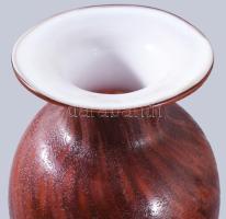 Kétrétegű üveg váza. Formába fújt, anyagában színezett, hibátlan 30 cm