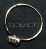 Aranygyűrű (Au) féldrágakővel 1,7g