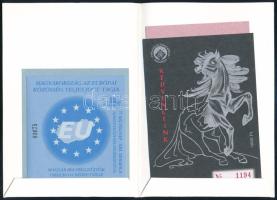 2004 Magyarország az Európai Közösség teljes jogú tagja vágott emlékív hátoldalán "AJÁNDÉK A MABÉOSZ TÁMOGATÓKNAK 2004" felirattal + 2006 Kedvenceink emlékív