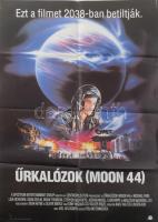 1990 Űrkalózok, filmplakát, ofszet, papír, Offset és J. Nyomda, hajtásnyomokkal, apró szakadással, 81×56,5 cm