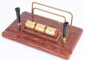 6 részes krokodilbőr asztali szett, levéltartó öröknaptárral, tolltartó, tapper, ékszeres doboz, not...