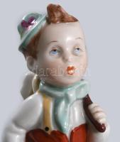 Royal Dux kutyájával világgá menő kisfiú. Jelzet,t hibátlan, m: 16 cm