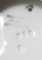 Royal Dux kutyájával világgá menő kisfiú. Jelzet,t hibátlan, m: 16 cm