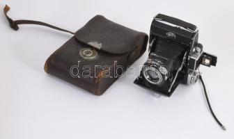 Zeiss Ikon, Super Ikonta 531 kamera Carl Zeiss Tessar 1:3,5 f: 7,5 cm objektívvel, bőr tokban Tok sérült.