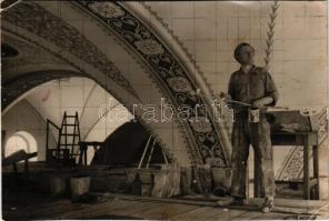 1941 Kisláng, templom festés (?), belső. photo (gyűrődések / creases)