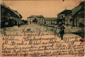 1899 (Vorläufer) Aszód, Fő út, üzletek. Schrecker Mihály fényképész. Kiadja Wahl Adolf (Rb)