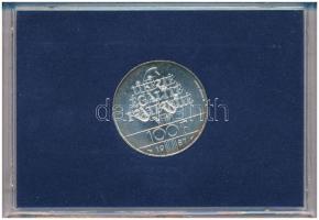 Franciaország 1987. 100Fr Ag "La Fayette születésének 230. évfordulója" műanyag tokban T:UNC patina France 1987. 100 Francs Ag "230th Anniversary of birth of La Fayette" in plastic case C:UNC patina Krause KM#962