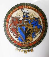 Szeged város címerével ellátott két kis porcelán váza. Kézzel festett, jelzett, hibátlan 10 cm, 9 cm