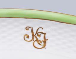 Herendi Viktória mintás gazdagon díszített ovális kínáló, masnis lezárással, jelzett, hibátlan, 42x2...