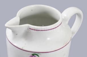 cc 1900 Antik kiöntő, jelzett, lepattanással, m: 14 cm