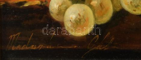 Madarász Gábor (1964-): Szőlős csendélet. Olaj, farost. Jelzett. Dekoratív fakeretben. 20x30 cm