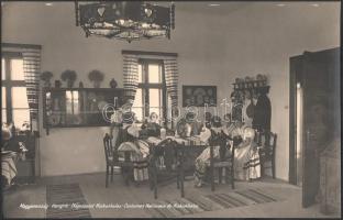 ca 1940 Kiskunhalas népviselet nagy méretű turisztikai fotó, eredeti nagyítás, eredeti kézi feliratozással 40x25 cm