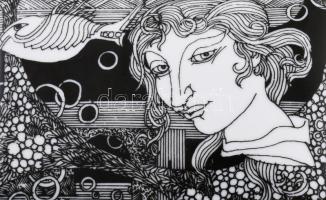 Hollóházi Szász Endre által tervezett mintával díszített bonbonier. Matricás, jelzett, hibátlan, 14x...