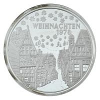 Német Szövetségi Köztársaság 1978. "Weihnachten 1978 (Karácsony)" jelzett Ag emlékérem kapszulában (~15g/1.000/35mm) T:PP German Federal Republic 1978. "Weihnachten 1978 (Christmas)" jelzett Ag emlékérem kapszulában (~15g/1.000/35mm) C:PP