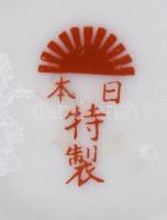 4 darab régebbi kézzel festett kínai kisváza, közte jelzett, hibátlan, m: 12 cm alatt