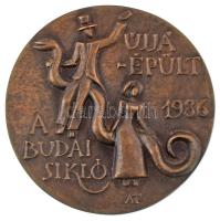 Asszonyi Tamás (1942-) 1986. "Újjáépült A Budai Sikló / Budapest Főváros Tanácsa" kétoldalas öntött bronz plakett (105mm) T:AU Hungary 1986. "Újjáépült A Budai Sikló / Budapest Főváros Tanácsa" two-sided cast bronze plaque. Sign.: Tamás Asszonyi (105mm) C:AU