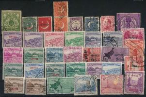 Pakisztán kb. 150 db bélyeg