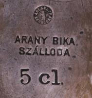 Berndorf ezüstözött alpakka tejszínkiöntő, alján beütött "Arany Bika Szálloda" (Debrecen) ...