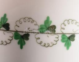 Herendi petrezselyemlevél mintás váza. Jelzett, hibátlan, m: 18 cm