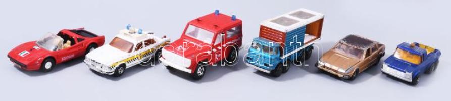 6 darab fém játékautó, sérüléssel, h: 13 cm alatt