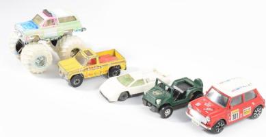 5 darab játékautó, kopással, h:8 cm alatt