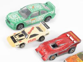 5 darab játékautó, kopással, h: 10 cm alatt