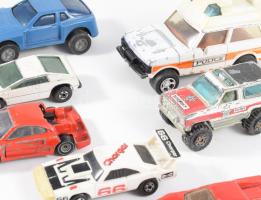 7 darab játékautó, kopással, h: 10 cm alatt