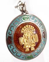 Perui ezüst (Ag) medál, rajta 14k arany (Au) figurával, jelzett az ezüstön, d: 3 cm, 4,2g