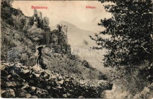 Badacsony, Kőkapu, vadász puskával. Mérei Ignác kiadása (EB)