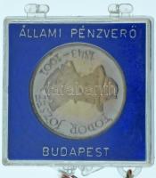 Kiss Nagy András (1930-1997) 1997. "Orvos sor / Fodor József " jelzett Ag emlékérem plombált ÁPV tokban (~11g/0.925/32mm) T:AU (eredetileg PP) patina