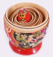 Matrjoska baba, kézzel festett fa. több részes 16 cm