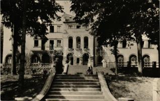 Sikonda, Szanatórium. Képzőművészeti Alap Kiadóvállalata