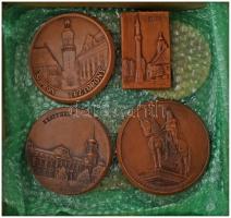 Vegyes 24db-os kerámia plakett tétel kartondobozban, többek között Pécs, Eger, Sopron híres épületei...