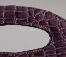 Lila színházi táska, hibátlan állapotban 32x22 cm