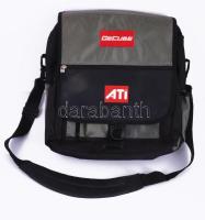 Nagy méretű háti laptop és egyéb táska újszerű 40x40 cm