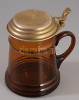 Borostyán színű söröskorsó, m: 16,5 cm