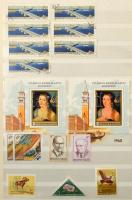 Tévnyonatok, kingerlicék, nyomási eltérések 16 lapos A4-es Abria berakóban zöld borítóval