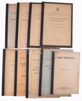 Földrajzi témájú, javarészt a Földtani Intézet keretében megjelent tudományos füzetek, 8 db:  Tóth Aurél: A gránit morfológiája. Bp., 1932, Sárkány-Nyomda Részvénytársaság.;  Dr. Vigh Gyula: Adatok Németpróna környékének földtani viszonyaihoz. Kihajtható melléklettel. Bp., 1916, M. Kir. Földtani Intézet.  Böckh János: Adatok az Iza völgye felső szakasza geologiai viszonyainak ismeretéhez, különös tekintettel az ottani petroleumtartalmu lerakodásokra. Bp., 1894, Franklin-Társulat Könyvnyomdája;  Dr. Pálfy Móric: A Rudabányai hegység geológiai viszonyai és vasérctelepei. Függelékül: Dr. Sümeghy József: Szalonna és Martonyi forrásmészkő faunája. Bp., 1924, Magyar Tudományos Társulatok Sajtóvállalata R.T.;  Dr. Pálfy Mór: A Hideg- és Meleg-Szamos környékének geologiai viszonyai. (Jelentés az 1896. évi részletes földtani felvételről.) Bp., 1897, Franklin-Tásulat Könyvnyomdája;  T. Roth Lajos: A Várfalva, Toroczkó és Hidas közt elterülő hegyvidék geologiai alkotása. (Jelentés az 1897. évi részletes geologiai felvételről.) Bp., 1898, Franklin-Társulat Könyvnyomdája;  Dr. Pálfy Mór: A Gyalui havasok nyugati részének geologiai viszonyai. (Jelentés az 1897. évi részletes geologiai felvételről.) Bp., 1898, Franklin-Társulat Könyvnyomdája.  Dr. Ahlburg Johannes: A Felsőmagyarországi érchegység érctermelőhelyei. 11 ábrával a szöveg közt. Bp., 1913, Franklin Társulat Könyvnyomdája;  Dr. Jekelius Erich: A Nagykőhavas és a Keresztényhavas földtani alkotása. (Nyolc szövegközti ábrával.) Bp., 1915, Fritz Ármin Könyvnyomdája.  Kiadói papírkötések, műanyag borítóban, valamennyiben kihajtható térképmelléklet és képmelléklet található. Egy részük volt könyvtári példány, ajándékozási sorok is találhatók rajtuk.