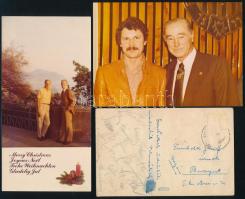 Toldi Géza (1909-1985) labdarúgót ábrázoló fotók, pl. Farkas Bertalannal és saját kézzel aláírt lapok