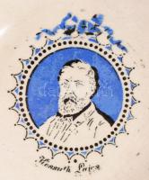 Nowotny Altrohlau manufaktúra: Kossuth Lajos falitányér. Cca 19. sz. vége, fajansz, jelzett: masszáb...