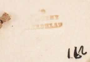 Nowotny Altrohlau manufaktúra: Kossuth Lajos falitányér. Cca 19. sz. vége, fajansz, jelzett: masszáb...