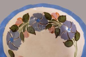 3 db hódmezővásárhelyi kerámia tál, kézzel festett, kopásokkal d: 18-22 cm