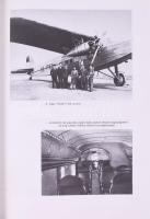 3 db repüléssel kapcsolatos könyv: Repülési lexikon. 1-2. kötet. Főszerk.: Szabó József. Bp., 1991, ...