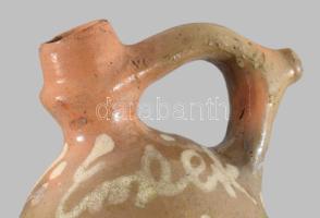  emlék, korsó. Mázas cserép, XIX. sz. kis lepattanással 14 cm