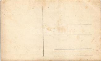 Kerékpárosok csoportja / group of cyclists, bicycles. photo (fl)