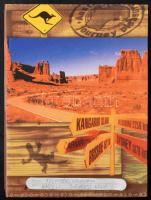 200 férőhelyes képeslap vagy fotó berakó album, laponként 4 hellyel / postcard album with 200 places