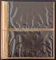 100 férőhelyes képeslap berakó album, laponként 4 hellyel, karton tartóban / postcard album with 100...