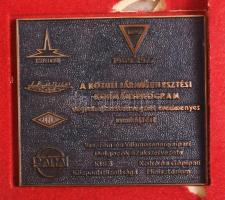 Deminger Ferenc (1943- ) szerelő, lakatos, a Csepel Autógyár Fürst Sándor Szocialista Brigádja tagjá...