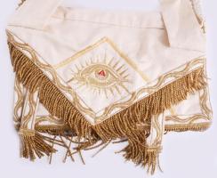 Szabadkőműves kék páholy mesteri kötény, megkímélt állapotban, kb. 43x34 cm // Freemason Blue Lodge ...