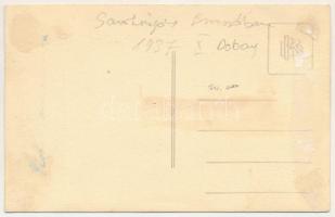 1937 Brassó, Kronstadt, Brasov; Dobay István, a román labdarúgó válogatott tagja sarokrúgást végez, ...